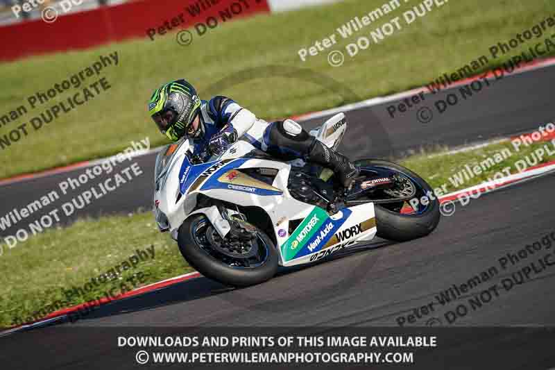 donington no limits trackday;donington park photographs;donington trackday photographs;no limits trackdays;peter wileman photography;trackday digital images;trackday photos